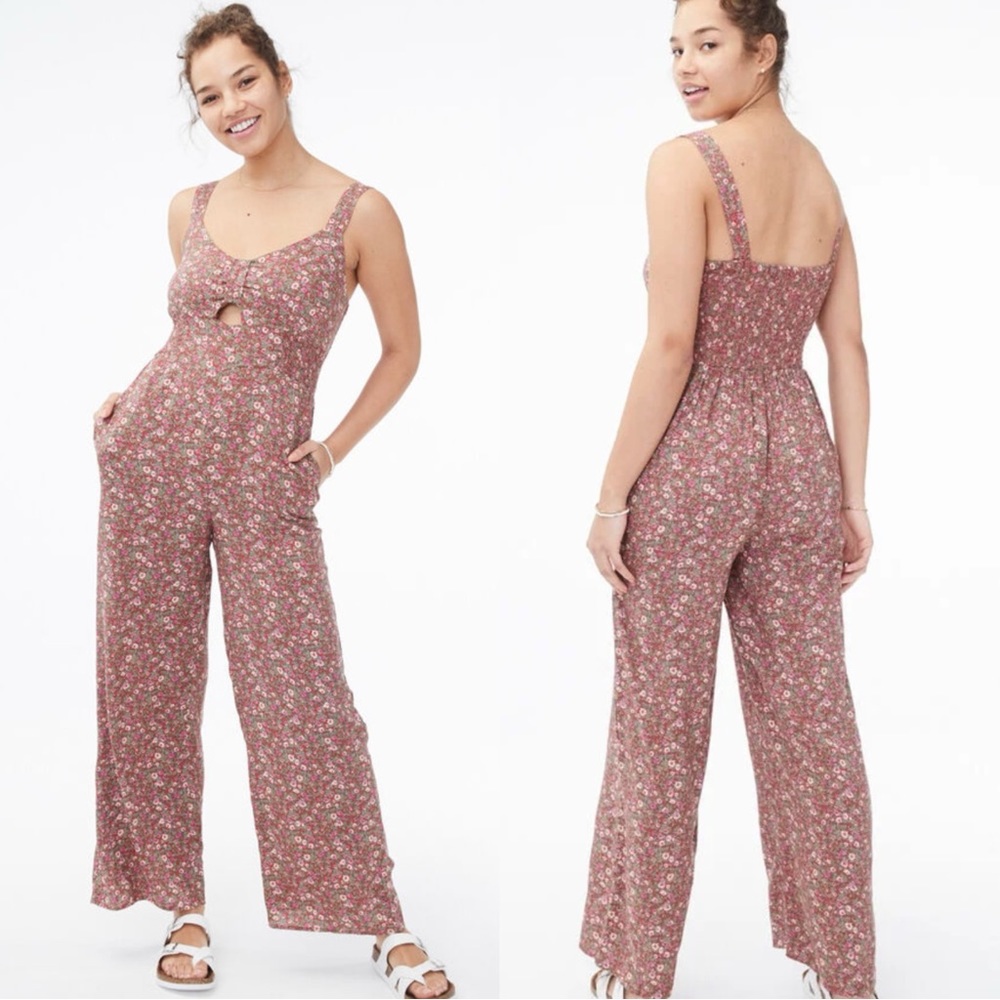 Aeropostale Jumpsuit Women Small Ditsy Floral Wide Leg Keyhole Smocked Casual
